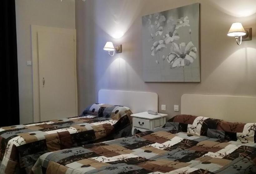 Трехместный Номер Комфорт, Azur
