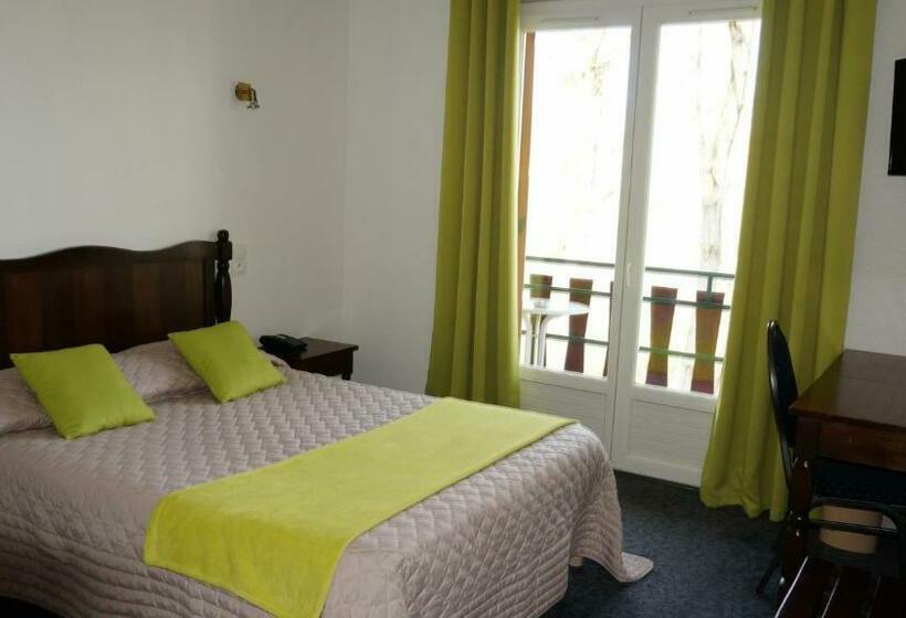 Номер Стандарт, Hôtel Robinson