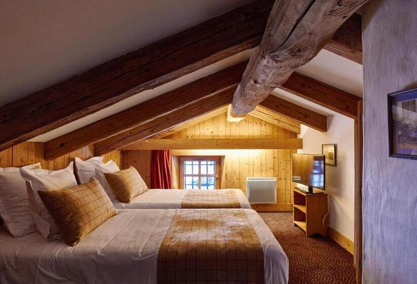 اتاق دوبلکس, La Ferme Du Golf