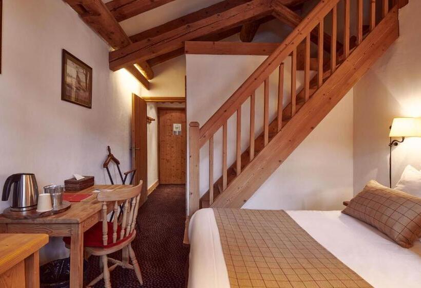اتاق دوبلکس, La Ferme Du Golf