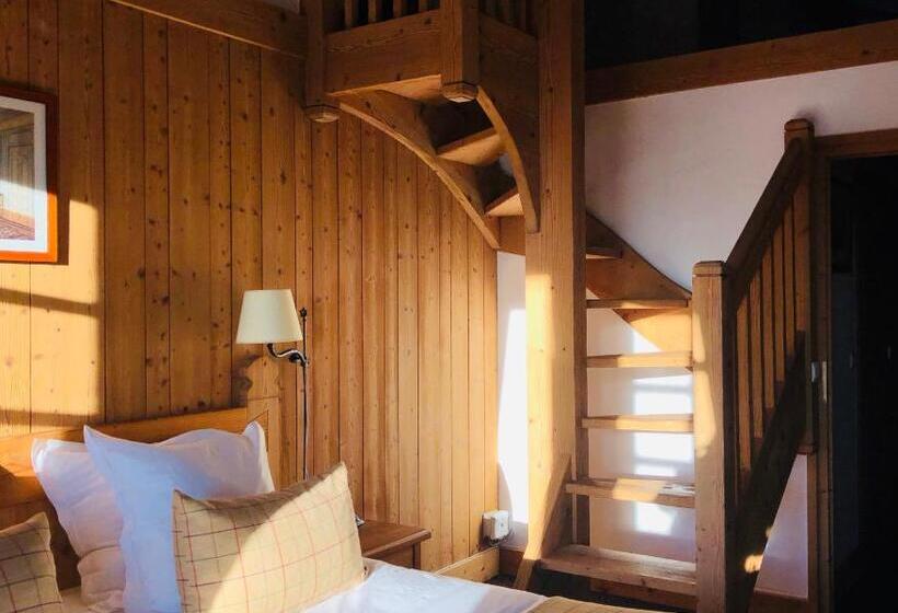 اتاق دوبلکس, La Ferme Du Golf