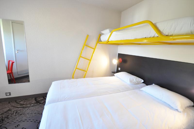 اتاق استاندارد چهار تخته, The Originals Access, Hôtel Limoges Nord