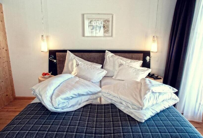 اتاق سوپریور چهار تخته, Alpine Hotel Gran Foda