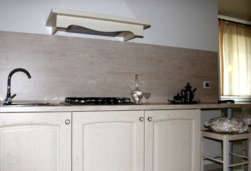 Четырехместный Номер Стандарт, B&b Vanessa House