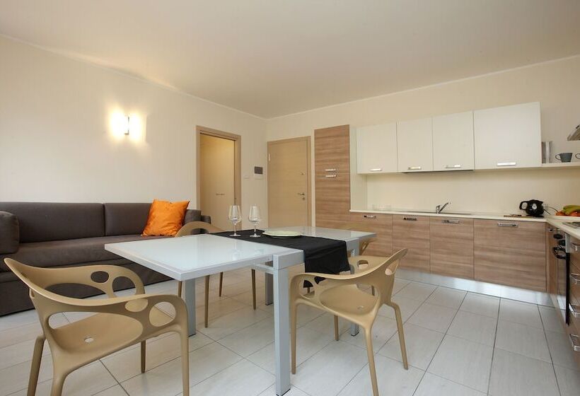 Апартаменты 2 Спальни, Mariposa Apartments