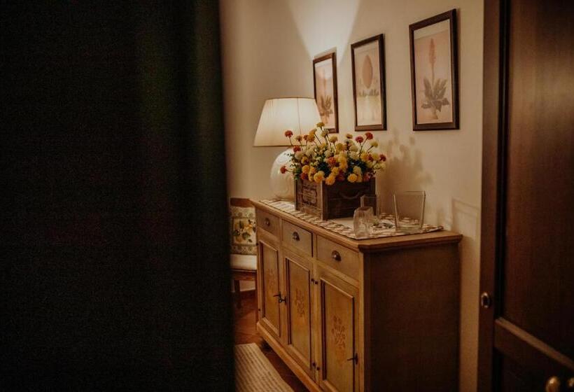 Apartamento Superior 1 Dormitório, Residenza Golfo Degli Ulivi