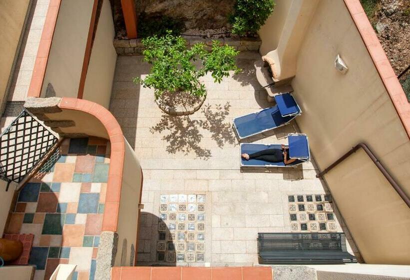 Апартаменты 1 Спальня, Residenza Petrera