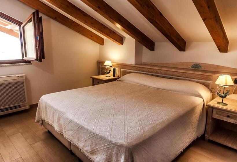 Апартаменты Пентхаус 1 Спальня, Residenza Petrera