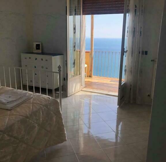 Apartamento 1 Dormitório Vista Mar, Tenuta La Picola