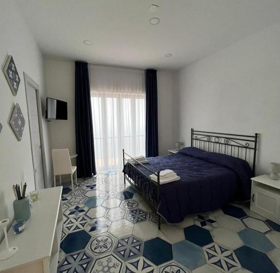 Triple Room Sea View, Tenuta La Picola