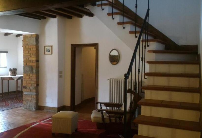 Апартаменты 4 Спальни, Villa La Nussa