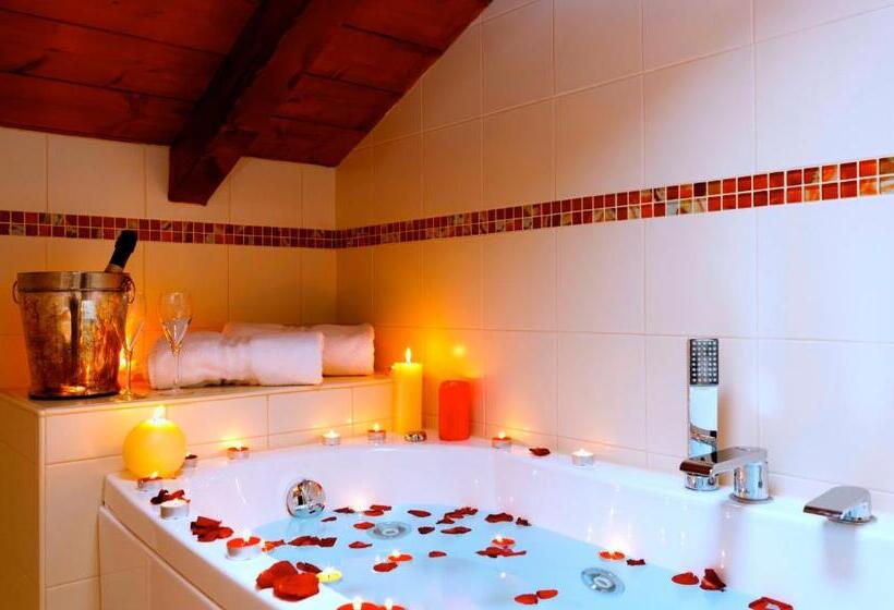 Апартаменты 3 Спальни, Villa Vinicia, Pool, Jacuzzi, Airco