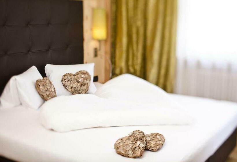 Полулюкс с Балконом, La Maiena Meran Resort