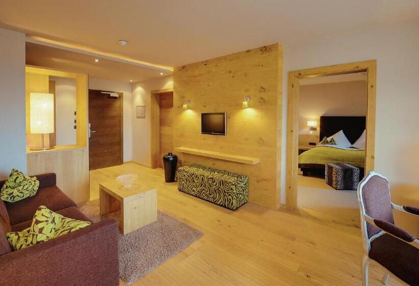 Люкс с Балконом, La Maiena Meran Resort