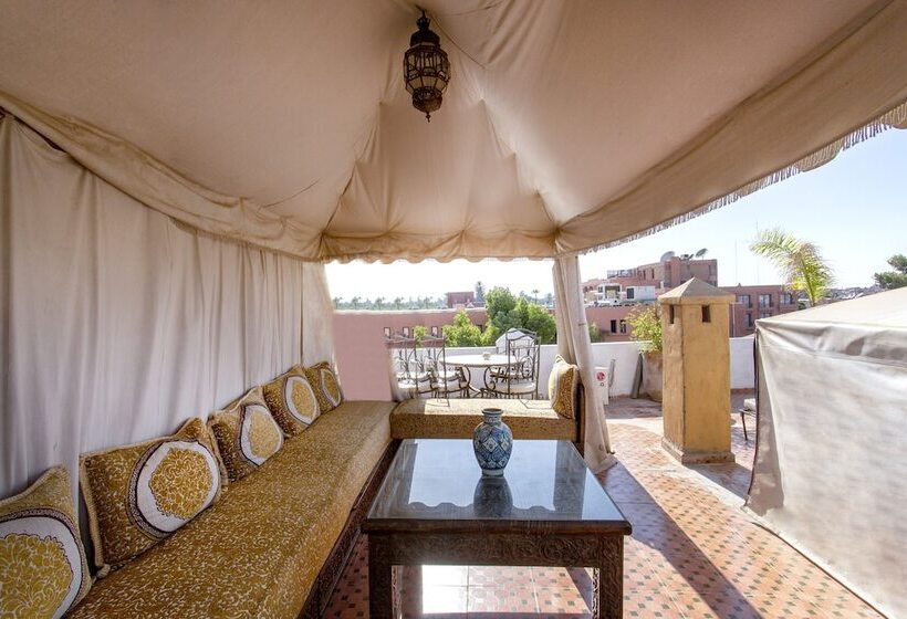 Habitación Estándar, Riad Lakhdar