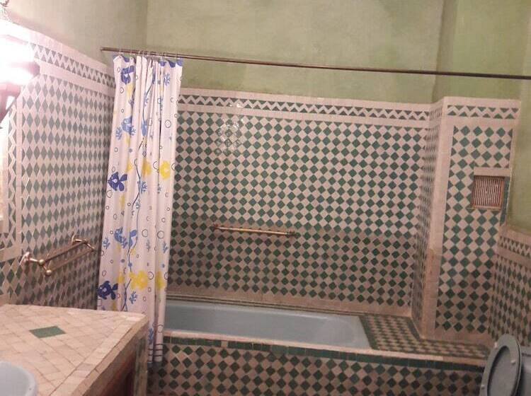 Habitación Estándar, Riad Lakhdar