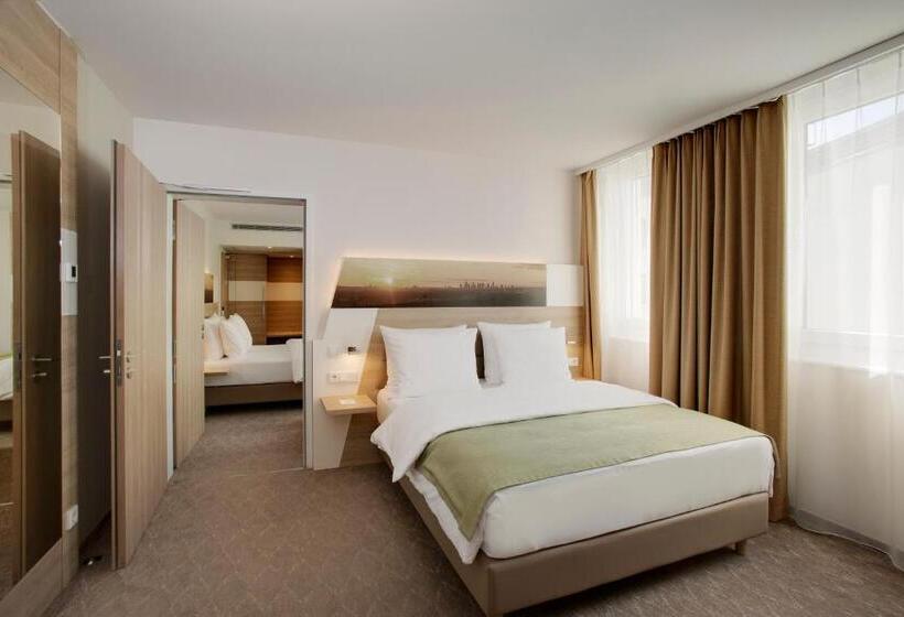 اتاق استاندارد با تخت دوبل, Holiday Inn Frankfurt Airport, An Ihg