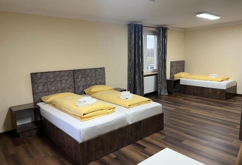 Трехместный Номер Deluxe, M&m Hotel   Seevetal