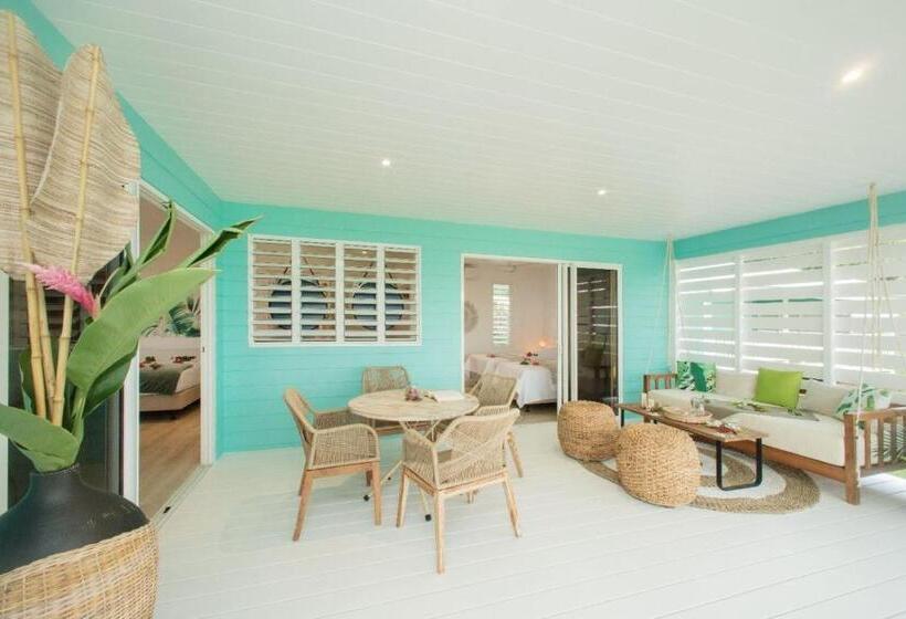 بانگلوی خانوادگی با چشم‌انداز دریا, Raiatea Lodge