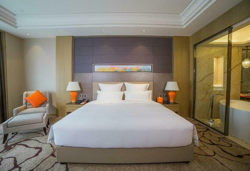 스탠다드 룸 킹사이즈 침대, Pullman Shishi Mattison
