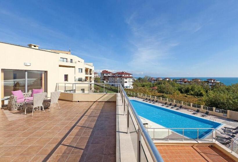 Апартаменты 3 Спальни Вид на Море, Byala Panorama Resort