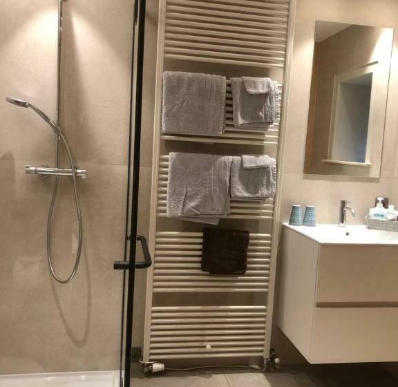 Номер Стандарт, Duivels Paterke Harelbeeksestraat 29, 8500 Kortrijk