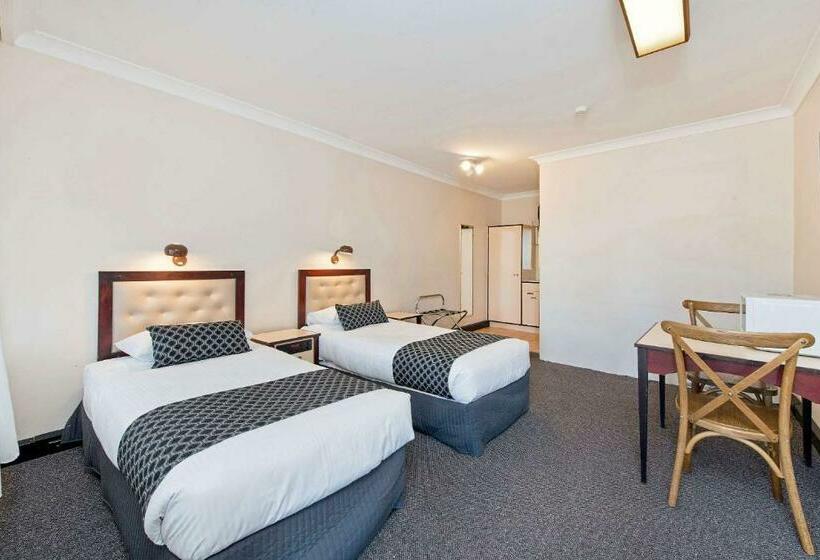 اتاق استاندارد, Econo Lodge Savannah Park Tamworth