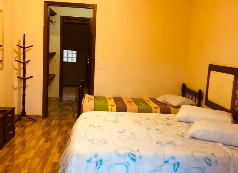 Quarto Estandar com Sacada, Pousada Palacio Monterei