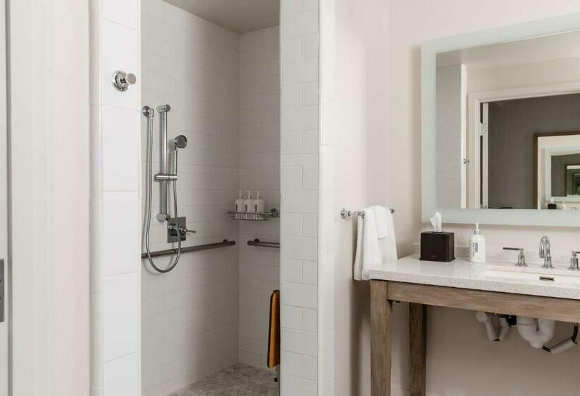 장애인을 위한 킹사이즈 침대 스탠다드 룸, Andaz Scottsdale Resort & Bungalows