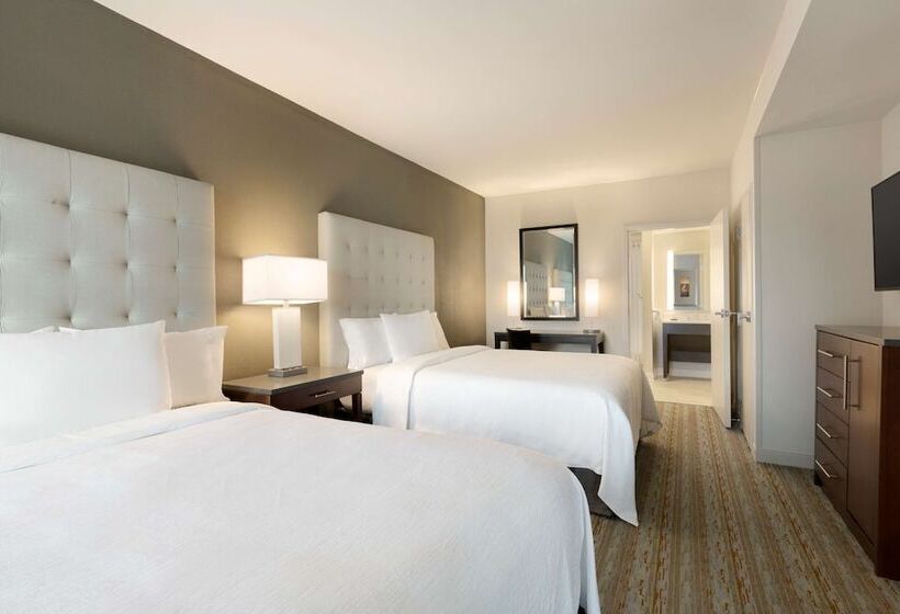 장애인을 위한 스위트, Embassy Suites By Hilton Greenville Downtown Riverplace