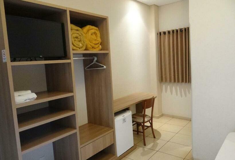 Quarto Triplo Estandar, Agua Viva
