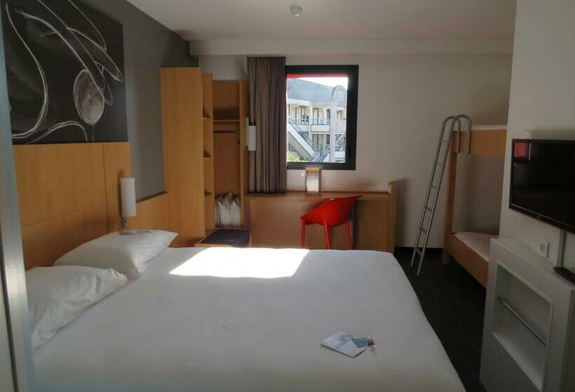 Номер Стандарт, Ibis Soissons