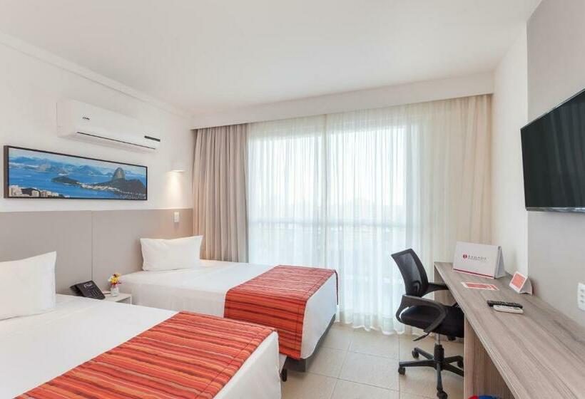 Номер Стандарт с Балконом, Ramada By Wyndham Macae Hotel & Suites
