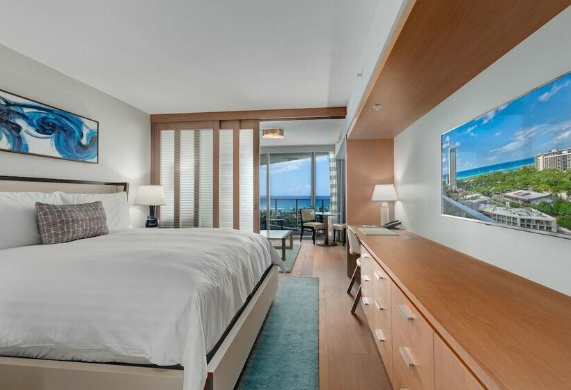 Номер Deluxe Вид на Море, The Ritzcarlton Residences, Waikiki Beach
