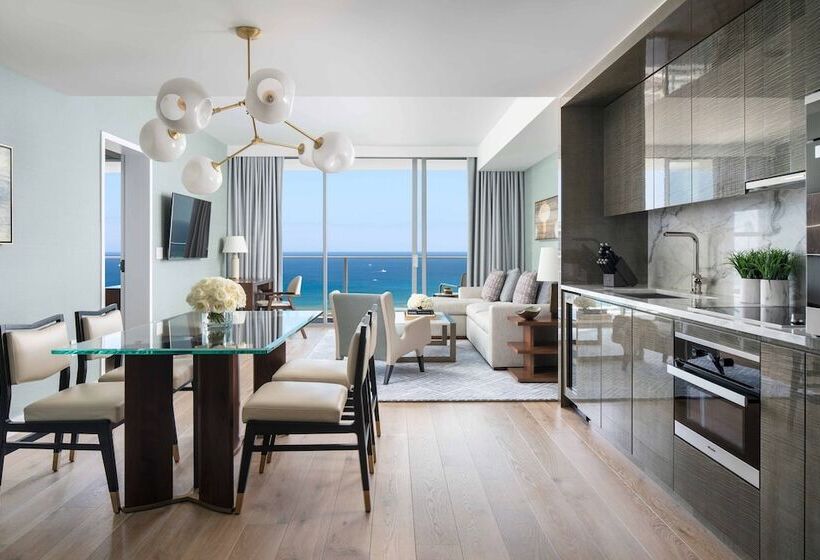 Люкс Premium 2 Спальни, The Ritzcarlton Residences, Waikiki Beach