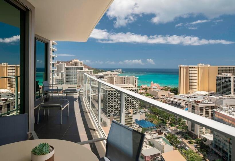 Люкс 3 Спальни, The Ritzcarlton Residences, Waikiki Beach