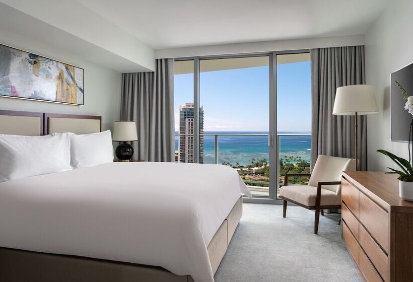 Люкс 3 Спальни, The Ritzcarlton Residences, Waikiki Beach