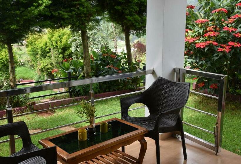Номер Deluxe с Балконом, Green Nest Resort Ooty