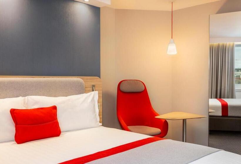 اتاق استاندارد با چشم‌انداز شهر, Holiday Inn Express Dublin City Centre, An Ihg
