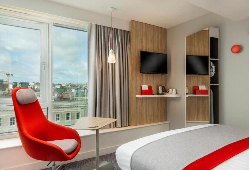 اتاق استاندارد با چشم‌انداز شهر, Holiday Inn Express Dublin City Centre, An Ihg