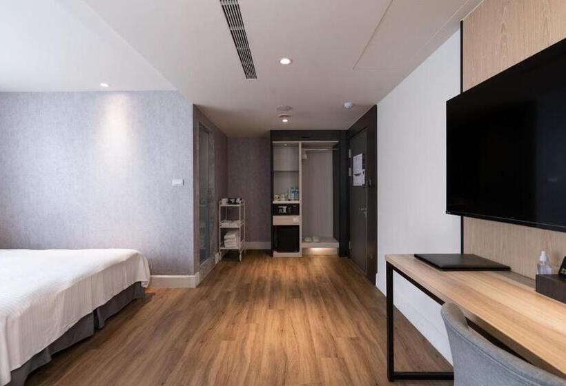 اتاق سوپریور چهار تخته, Hub Hotel Zhongli
