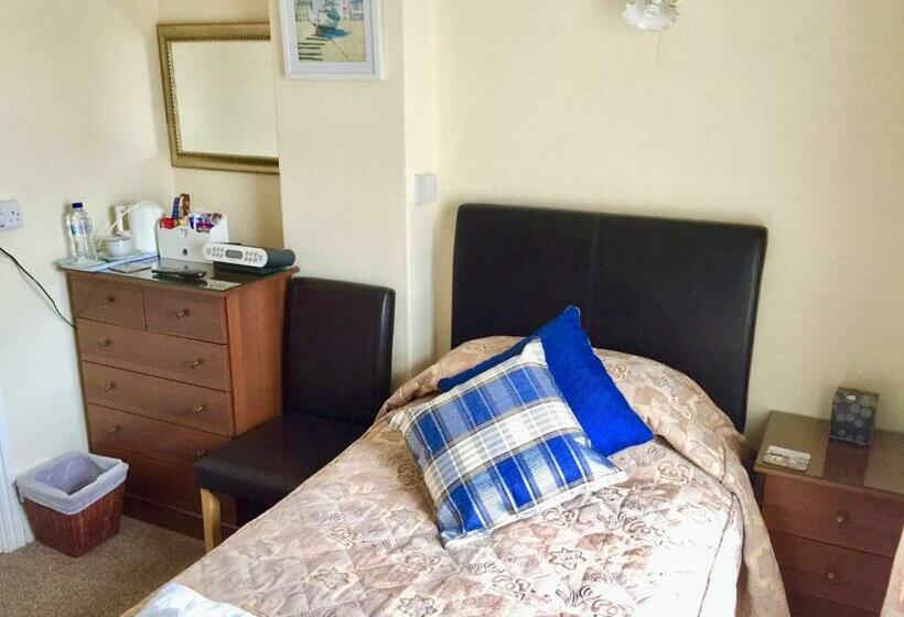 اتاق استاندارد یک نفره, The Northdale Hotel Ltd