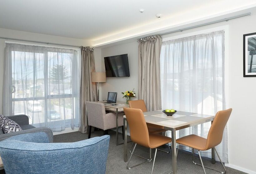 Апартаменты 1 Спальня, Quest Petone