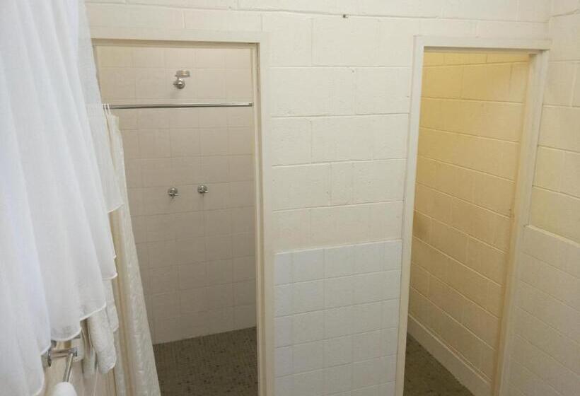 Апартаменты 3 Спальни, Arkana Motel