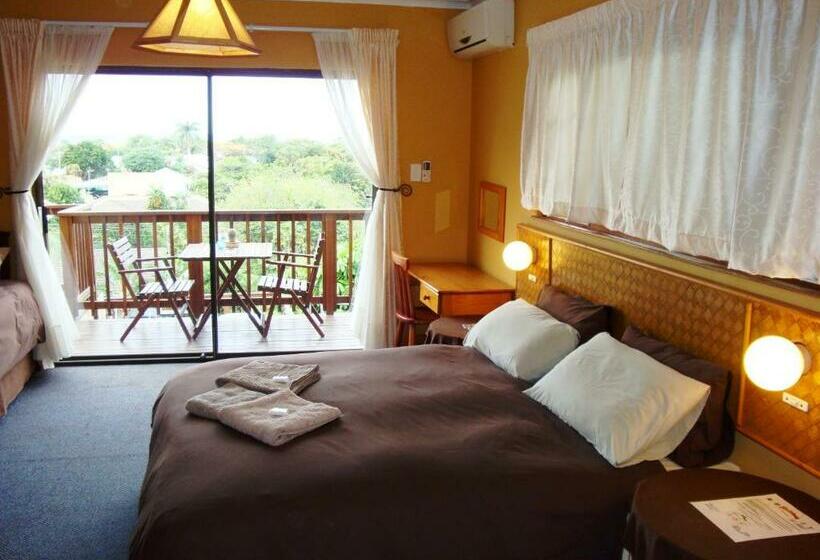 Номер Стандарт, Flintstones Guest House Durban