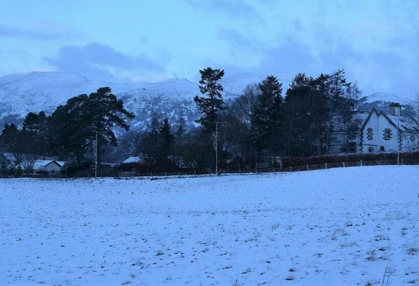 Deluxe Room Mountain View, Dower House Newtonmore B&b