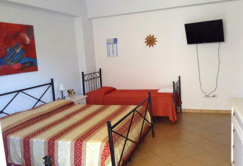 اتاق استاندارد سه نفره, B&b Il Sole Nascente
