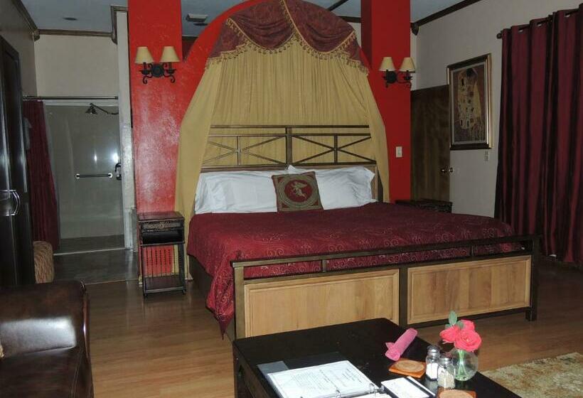 חדר דלוקס עם מיטת קינג, The Whispering Pines Inn