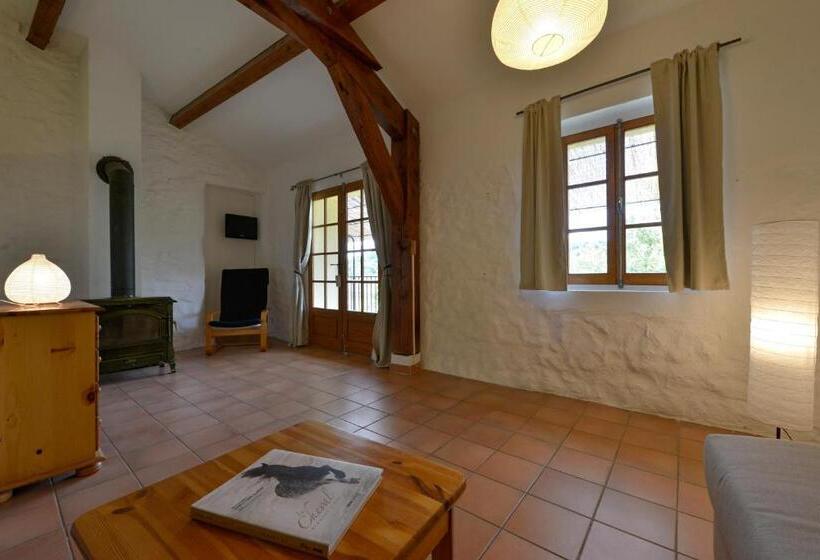 Номер Стандарт, Domaine De Fraisse