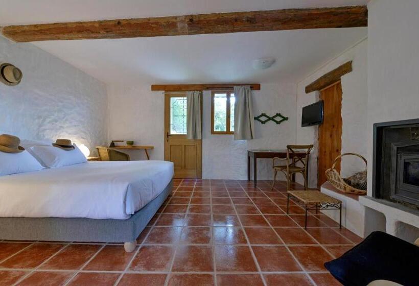 Quarto Triplo Estandar, Domaine De Fraisse